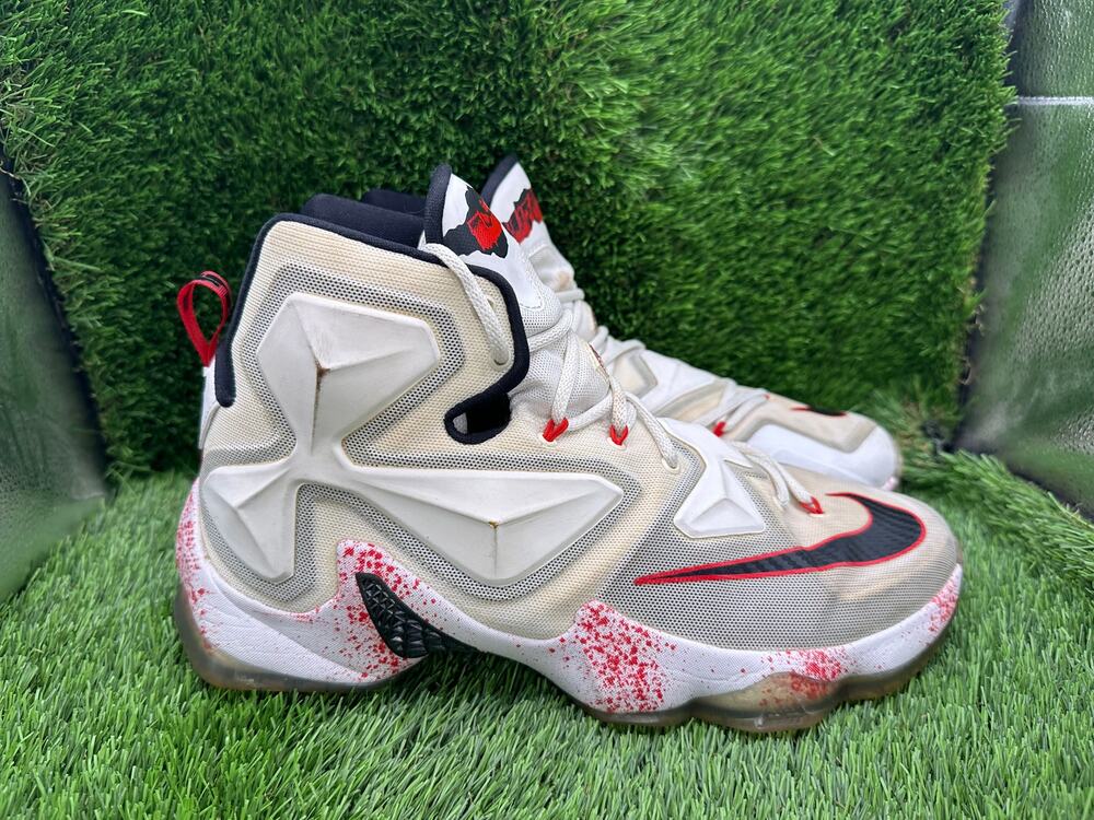 Nike LeBron 13 807219-106 Athletic Shoes Men 11 White Friday the 13th Basketball